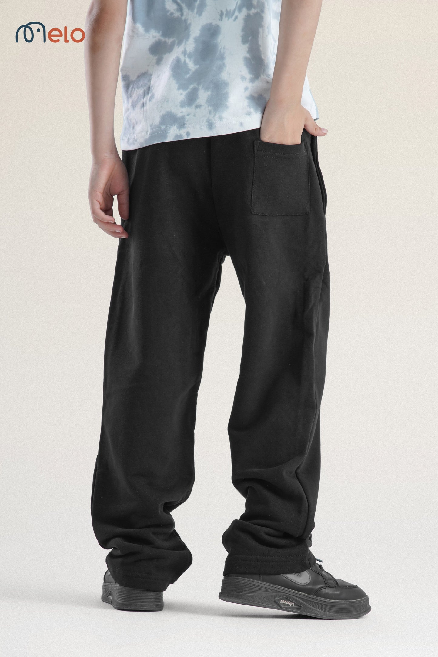 Straight Legs Pants – Black